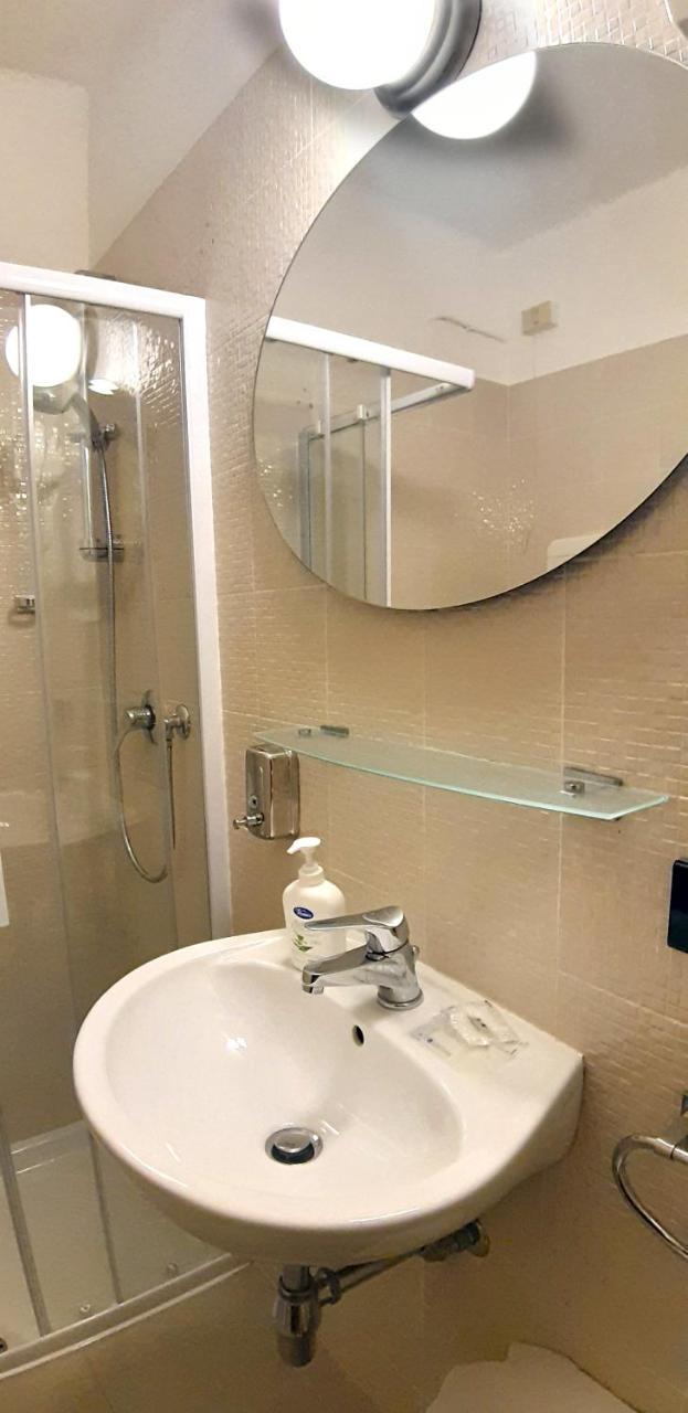 Hotel Provenza Ventimiglia Kültér fotó